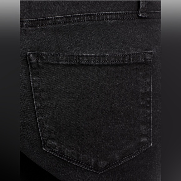 PAIGE Claudine Raw Hem Flare in Slater size 30 Washed Black bootcut/ flare jeans - Picture 3 of 6